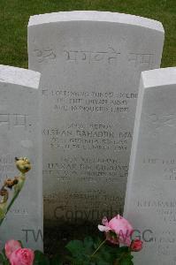 Lillers Communal Cemetery - Harak Bir Gurung, 